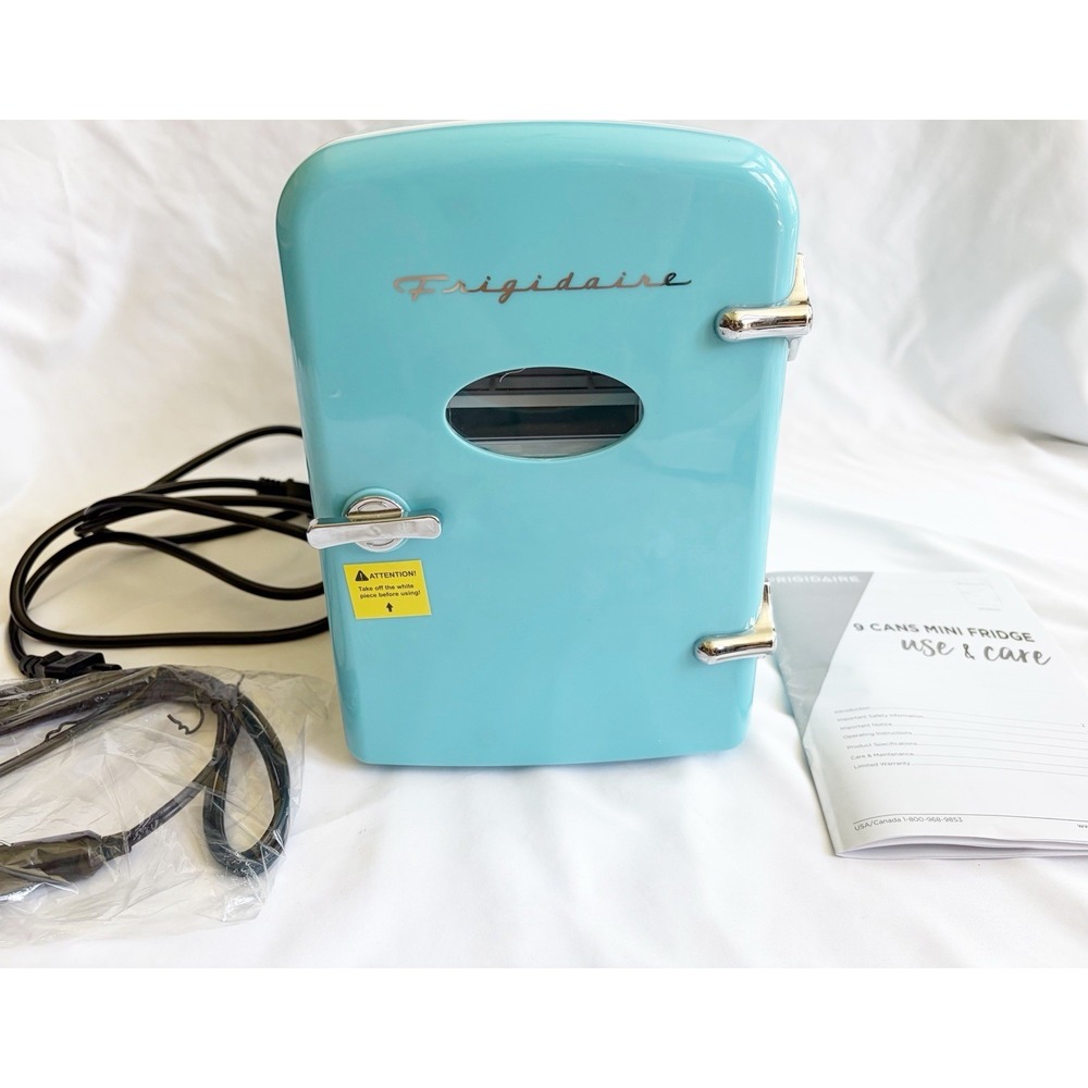 Frigidaire Retro Portable Mini Fridge Blue EFMIS129-BLUE Gloss Tabletop